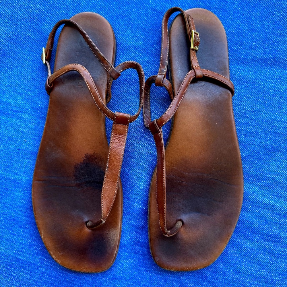 Saint Laurent flat leather sandals